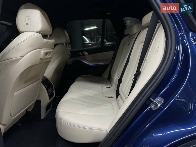 Синий БМВ Х5, объемом двигателя 3 л и пробегом 42 тыс. км за 61500 $, фото 22 на Automoto.ua