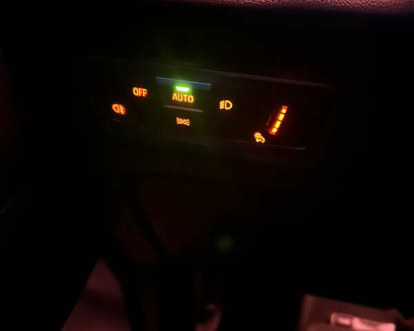 Синій БМВ Х5, об'ємом двигуна 3 л та пробігом 63 тис. км за 67000 $, фото 34 на Automoto.ua