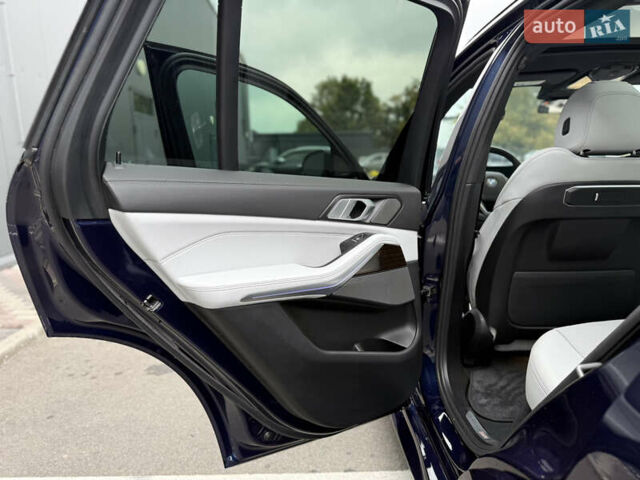 Синий БМВ Х5, объемом двигателя 3 л и пробегом 5 тыс. км за 79000 $, фото 75 на Automoto.ua