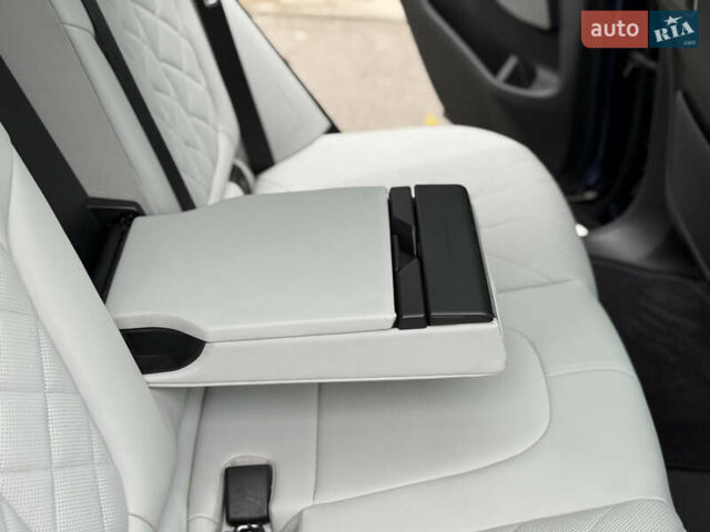 Синий БМВ Х5, объемом двигателя 3 л и пробегом 5 тыс. км за 79000 $, фото 45 на Automoto.ua