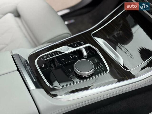 Синий БМВ Х5, объемом двигателя 3 л и пробегом 5 тыс. км за 79000 $, фото 73 на Automoto.ua