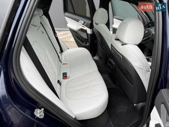 Синий БМВ Х5, объемом двигателя 3 л и пробегом 5 тыс. км за 79000 $, фото 44 на Automoto.ua