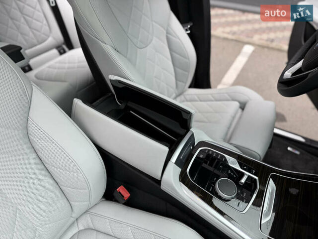 Синий БМВ Х5, объемом двигателя 3 л и пробегом 5 тыс. км за 79000 $, фото 74 на Automoto.ua