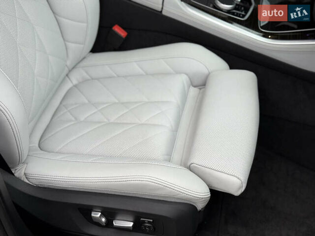 Синий БМВ Х5, объемом двигателя 3 л и пробегом 5 тыс. км за 79000 $, фото 55 на Automoto.ua