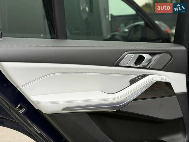 Синий БМВ Х5, объемом двигателя 3 л и пробегом 5 тыс. км за 79000 $, фото 82 на Automoto.ua