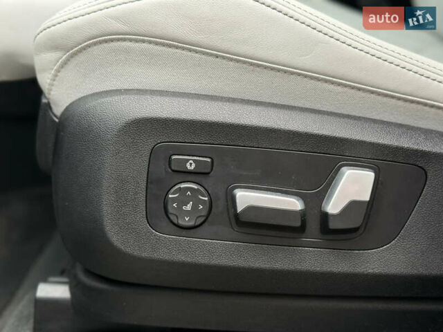 Синий БМВ Х5, объемом двигателя 3 л и пробегом 5 тыс. км за 79000 $, фото 90 на Automoto.ua