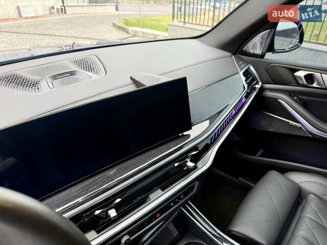 Синій БМВ Х5, об'ємом двигуна 4.4 л та пробігом 49 тис. км за 105 $, фото 38 на Automoto.ua