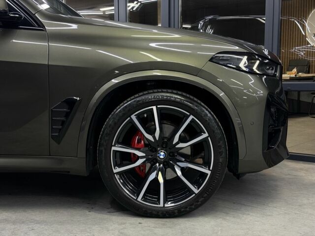 Зеленый БМВ Х5, объемом двигателя 3 л и пробегом 23 тыс. км за 83000 $, фото 3 на Automoto.ua