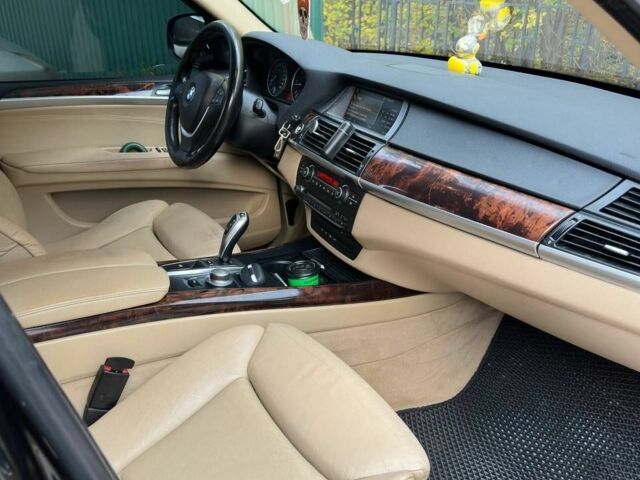 Зелений БМВ Х5, об'ємом двигуна 4.4 л та пробігом 355 тис. км за 8700 $, фото 7 на Automoto.ua