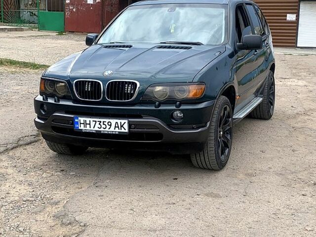 Зеленый БМВ Х5, объемом двигателя 3 л и пробегом 350 тыс. км за 7600 $, фото 2 на Automoto.ua