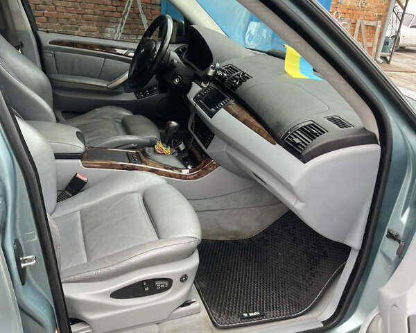 Зелений БМВ Х5, об'ємом двигуна 3 л та пробігом 500 тис. км за 8100 $, фото 7 на Automoto.ua