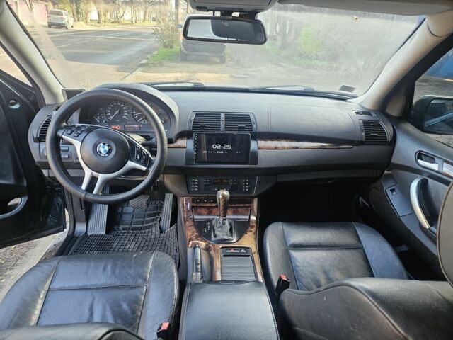 Зеленый БМВ Х5, объемом двигателя 3 л и пробегом 307 тыс. км за 4700 $, фото 6 на Automoto.ua