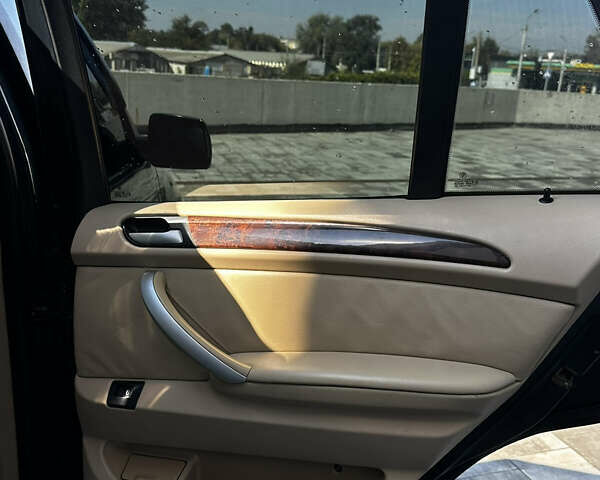 Зеленый БМВ Х5, объемом двигателя 2.93 л и пробегом 242 тыс. км за 7500 $, фото 9 на Automoto.ua