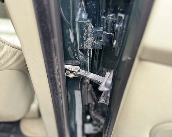 БМВ Х5 2002 в Тернополе на Automoto.ua Зеленый БМВ Х5, объемом двигателя 4.4 л и пробегом 269 тыс. км за 6599 $, фото 49 на Automoto.ua