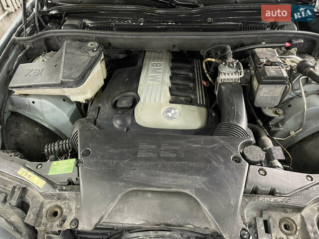 Зелений БМВ Х5, об'ємом двигуна 3 л та пробігом 500 тис. км за 8100 $, фото 14 на Automoto.ua