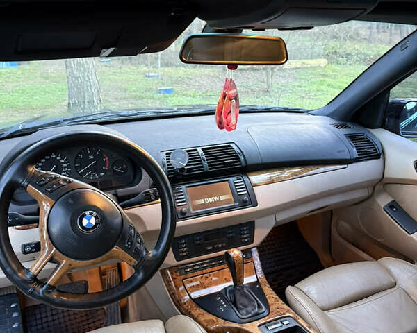 Зеленый БМВ Х5, объемом двигателя 3 л и пробегом 311 тыс. км за 9500 $, фото 9 на Automoto.ua