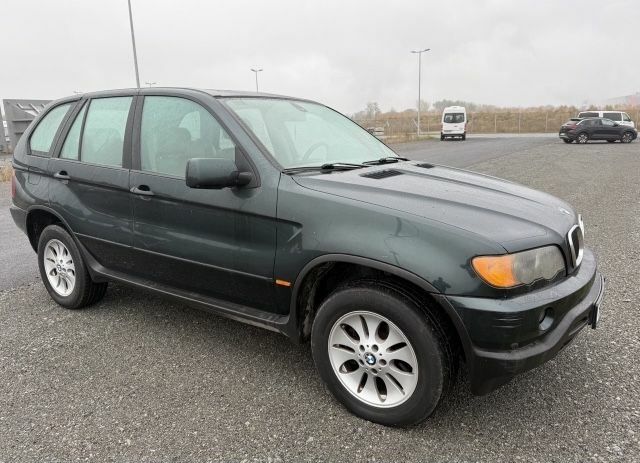 Зелений БМВ Х5, об'ємом двигуна 3 л та пробігом 330 тис. км за 4800 $, фото 2 на Automoto.ua