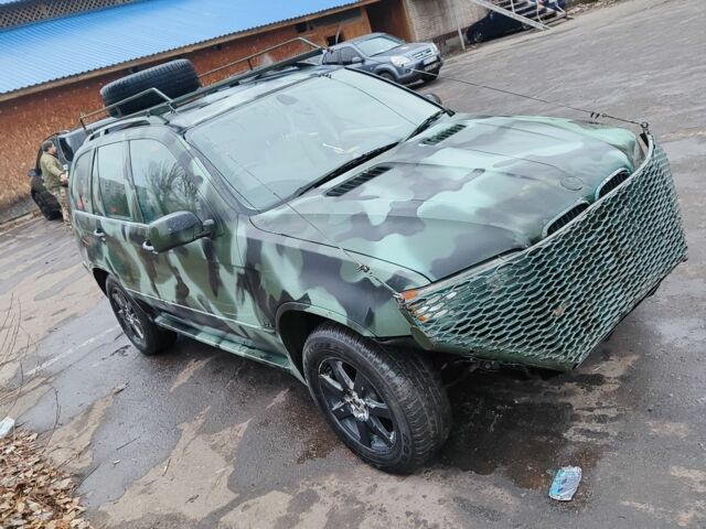 Зелений БМВ Х5, об'ємом двигуна 3 л та пробігом 350 тис. км за 3500 $, фото 7 на Automoto.ua