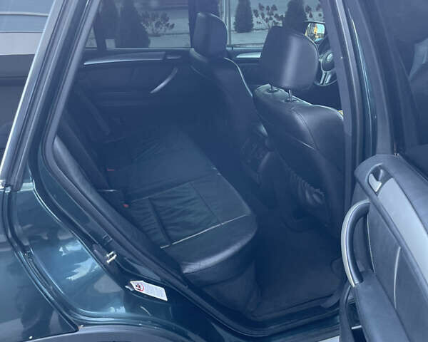 Зеленый БМВ Х5, объемом двигателя 4.4 л и пробегом 425 тыс. км за 8000 $, фото 15 на Automoto.ua