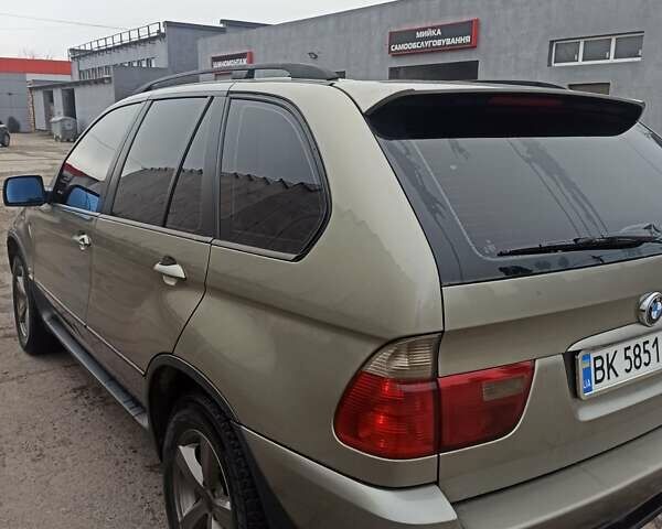 Зелений БМВ Х5, об'ємом двигуна 3 л та пробігом 296 тис. км за 9999 $, фото 6 на Automoto.ua