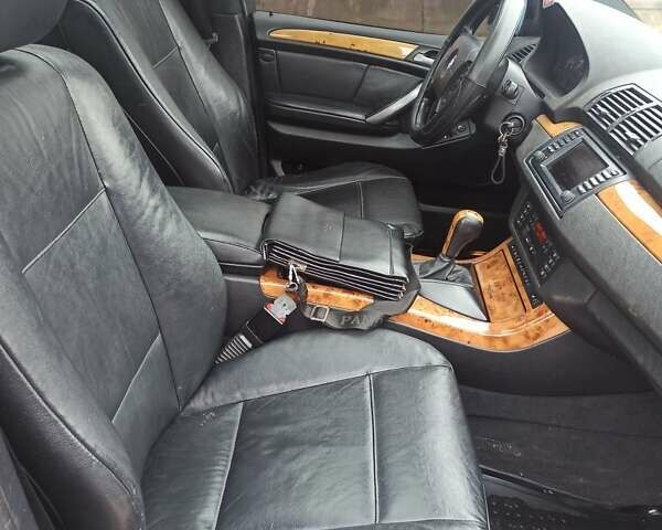 Зелений БМВ Х5, об'ємом двигуна 3 л та пробігом 296 тис. км за 9999 $, фото 11 на Automoto.ua