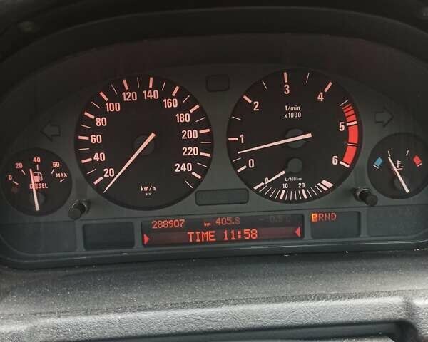 Зелений БМВ Х5, об'ємом двигуна 3 л та пробігом 296 тис. км за 9999 $, фото 25 на Automoto.ua