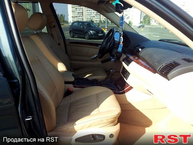 Зеленый БМВ Х5, объемом двигателя 30 л и пробегом 234 тыс. км за 11000 $, фото 10 на Automoto.ua