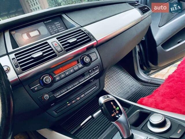 Зеленый БМВ Х5, объемом двигателя 2.99 л и пробегом 260 тыс. км за 14000 $, фото 20 на Automoto.ua
