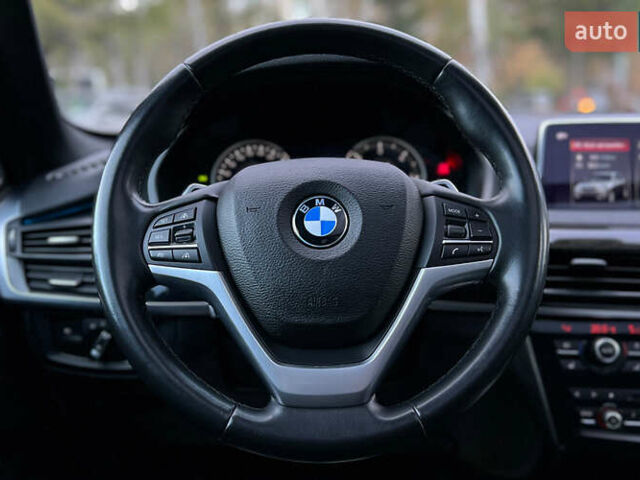 Зеленый БМВ Х5, объемом двигателя 2.98 л и пробегом 153 тыс. км за 38750 $, фото 9 на Automoto.ua