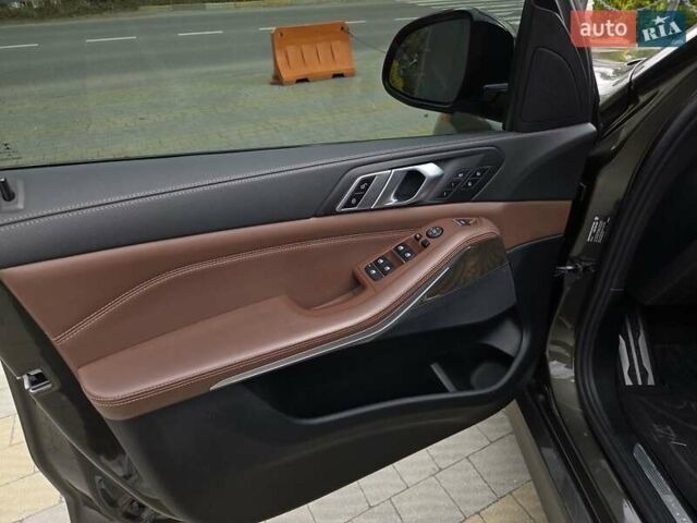 Зелений БМВ Х5, об'ємом двигуна 3 л та пробігом 45 тис. км за 59555 $, фото 27 на Automoto.ua