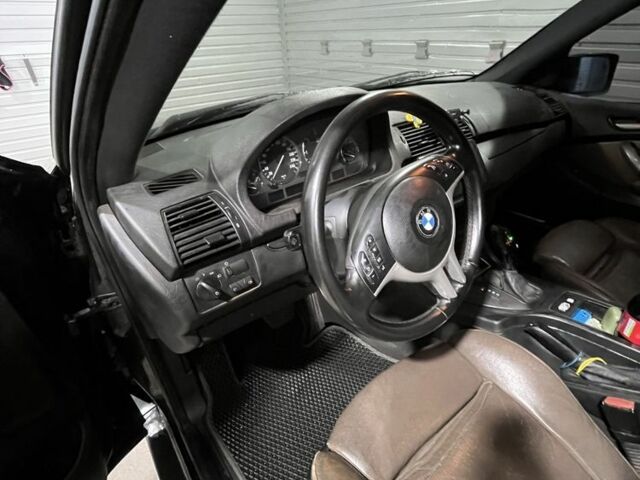 Оранжевый БМВ Х5, объемом двигателя 3 л и пробегом 380 тыс. км за 8300 $, фото 2 на Automoto.ua