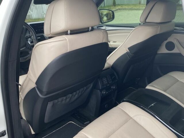 Білий БМВ Х6 М, об'ємом двигуна 4.4 л та пробігом 125 тис. км за 17900 $, фото 6 на Automoto.ua