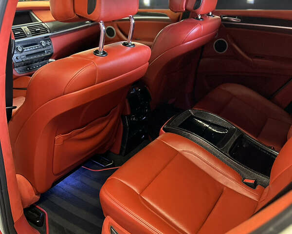 Белый БМВ Х6 М, объемом двигателя 4.4 л и пробегом 136 тыс. км за 39999 $, фото 13 на Automoto.ua