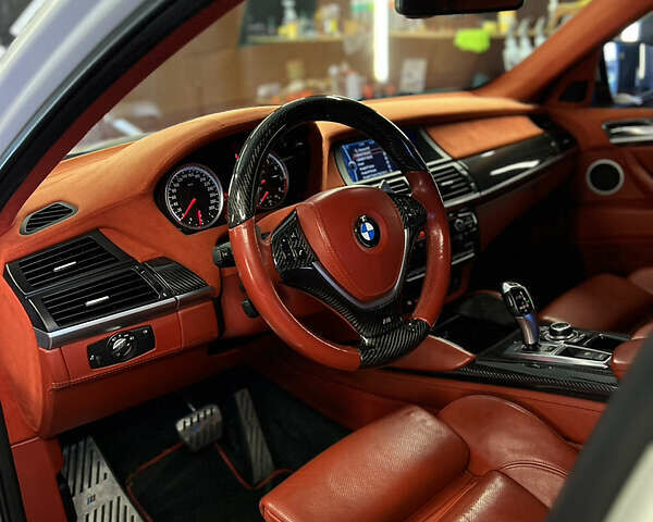 Белый БМВ Х6 М, объемом двигателя 4.4 л и пробегом 136 тыс. км за 39999 $, фото 10 на Automoto.ua