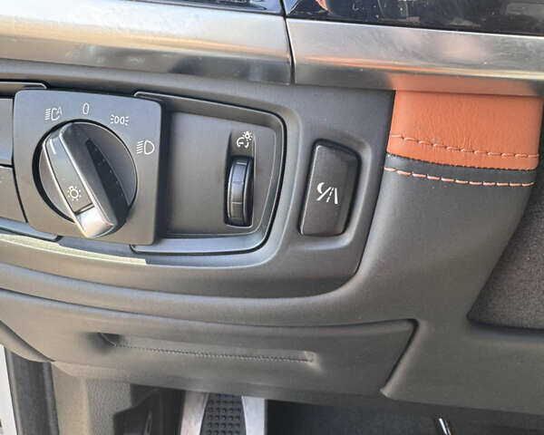 Белый БМВ Х6 М, объемом двигателя 4.39 л и пробегом 124 тыс. км за 35900 $, фото 14 на Automoto.ua