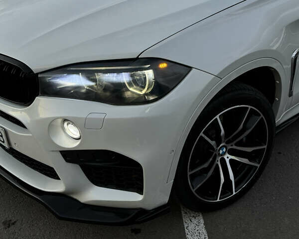 Белый БМВ Х6 М, объемом двигателя 4.39 л и пробегом 157 тыс. км за 35800 $, фото 4 на Automoto.ua