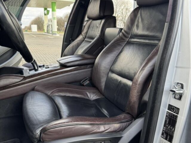 Чорний БМВ Х6 М, об'ємом двигуна 4.4 л та пробігом 190 тис. км за 12300 $, фото 16 на Automoto.ua