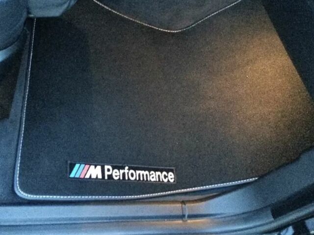 БМВ Х6 М 2009 в Черкассах на Automoto.ua Черный БМВ Х6 М, объемом двигателя 4.4 л и пробегом 143 тыс. км за 21500 $, фото 16 на Automoto.ua