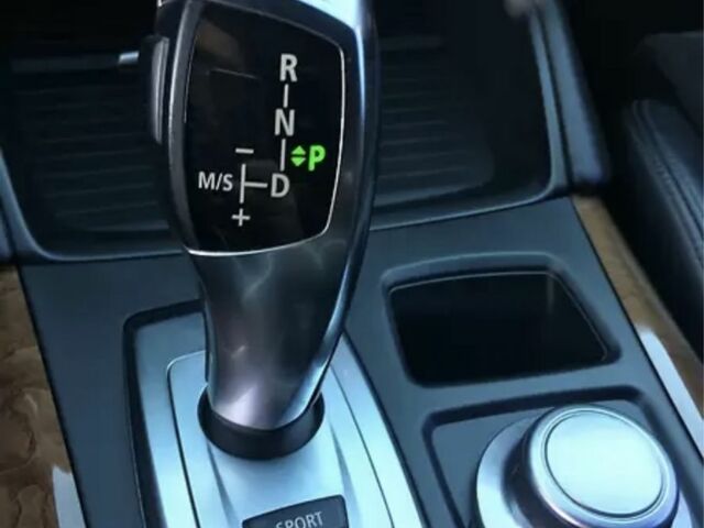 БМВ Х6 М 2009 в Черкассах на Automoto.ua Черный БМВ Х6 М, объемом двигателя 4.4 л и пробегом 143 тыс. км за 21500 $, фото 11 на Automoto.ua