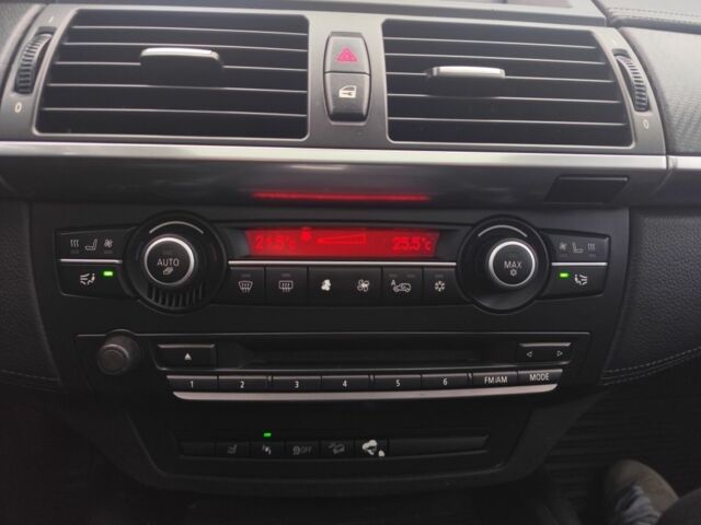 Чорний БМВ Х6 М, об'ємом двигуна 4.4 л та пробігом 183 тис. км за 22000 $, фото 23 на Automoto.ua