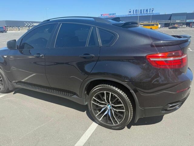 Чорний БМВ Х6 М, об'ємом двигуна 0 л та пробігом 204 тис. км за 23000 $, фото 9 на Automoto.ua