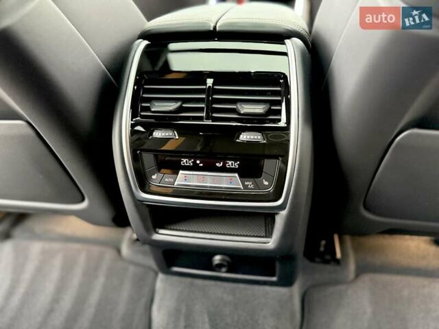 Черный БМВ Х6 М, объемом двигателя 4.39 л и пробегом 19 тыс. км за 119800 $, фото 62 на Automoto.ua