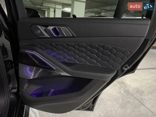 БМВ Х6 М 2022 в Днепре (Днепропетровске) на Automoto.ua Черный БМВ Х6 М, объемом двигателя 4.39 л и пробегом 20 тыс. км за 125000 $, фото 32 на Automoto.ua