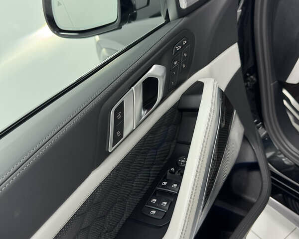 Черный БМВ Х6 М, объемом двигателя 4.39 л и пробегом 37 тыс. км за 108000 $, фото 24 на Automoto.ua