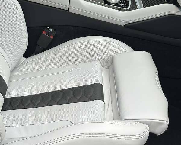 Черный БМВ Х6 М, объемом двигателя 4.39 л и пробегом 3 тыс. км за 129000 $, фото 37 на Automoto.ua