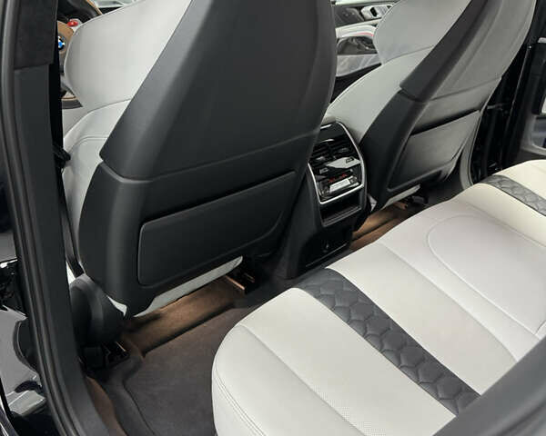 Черный БМВ Х6 М, объемом двигателя 4.39 л и пробегом 37 тыс. км за 108000 $, фото 28 на Automoto.ua