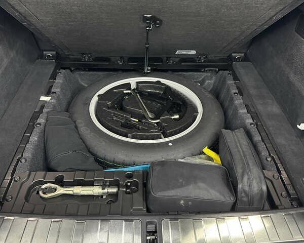 Черный БМВ Х6 М, объемом двигателя 4.39 л и пробегом 37 тыс. км за 108000 $, фото 19 на Automoto.ua