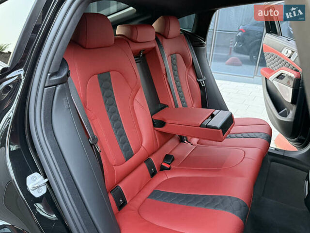 Черный БМВ Х6 М, объемом двигателя 4.39 л и пробегом 21 тыс. км за 118000 $, фото 57 на Automoto.ua