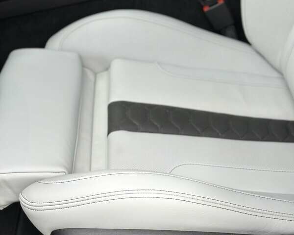 Черный БМВ Х6 М, объемом двигателя 4.39 л и пробегом 3 тыс. км за 129000 $, фото 28 на Automoto.ua