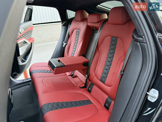 Черный БМВ Х6 М, объемом двигателя 4.39 л и пробегом 21 тыс. км за 118000 $, фото 57 на Automoto.ua